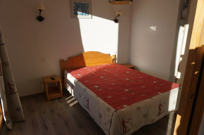 _lv_images__lot_0015200170_06_3238539