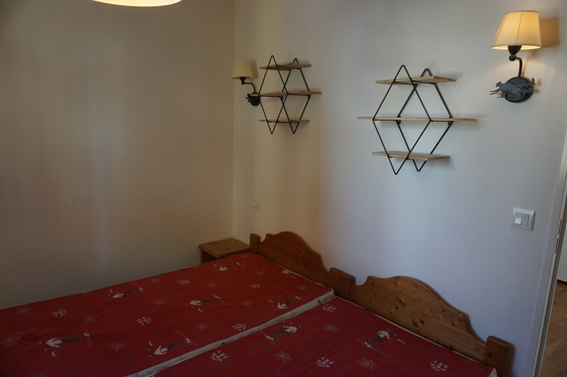 _lv_images__lot_0015200170_08_3298004