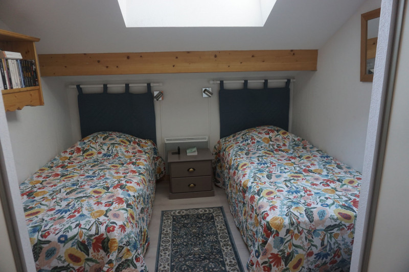 _lv_images__lot_0015200172_12_3160047 _lv_images__lot_0015200172_12_3160047