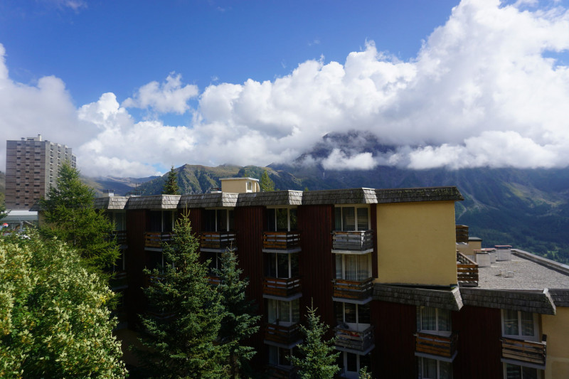 _lv_images__lot_0015200176_10_2884289 _lv_images__lot_0015200176_10_2884289