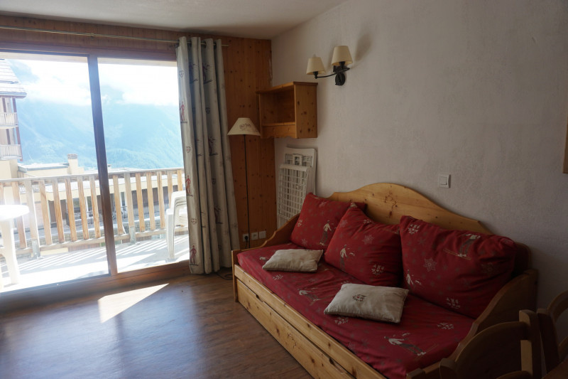 _lv_images__lot_0015200177_02_3424086