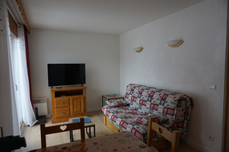 _lv_images__lot_0015200187_03_3659756 _lv_images__lot_0015200187_03_3659756