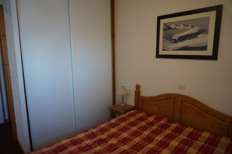 _lv_images__lot_0015200189_06_3311010 _lv_images__lot_0015200189_06_3311010