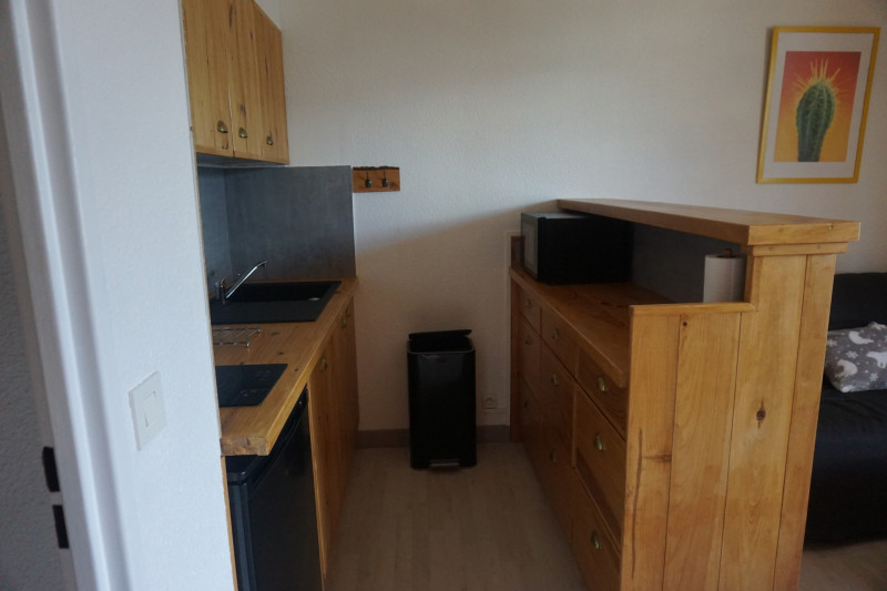 _lv_images__lot_0015200196_04_3475540