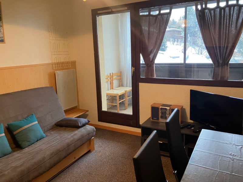 _lv_images__lot_0015200223_05_3201285 _lv_images__lot_0015200223_05_3201285