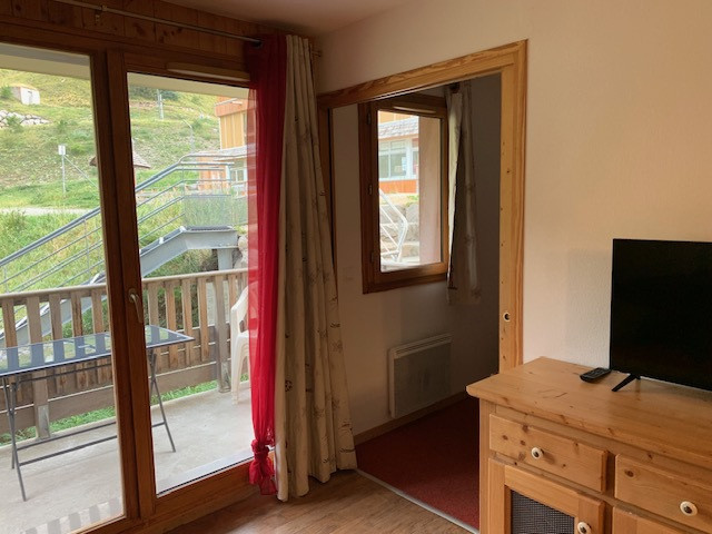 _lv_images__lot_0015200236_07_3244851