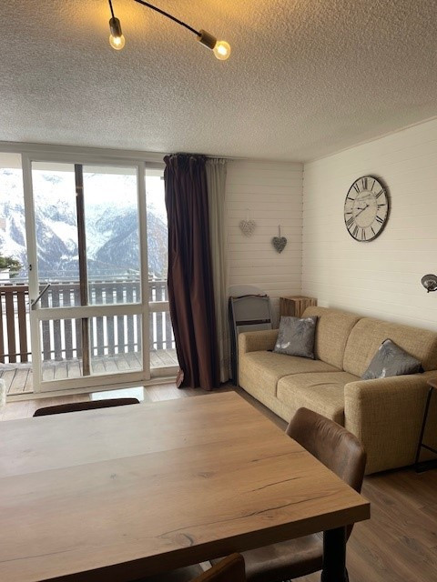 _lv_images__lot_0015200239_04_3220619 _lv_images__lot_0015200239_04_3220619