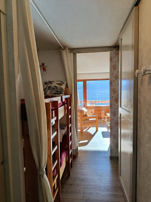 _lv_images__lot_0015200242_05_3475247