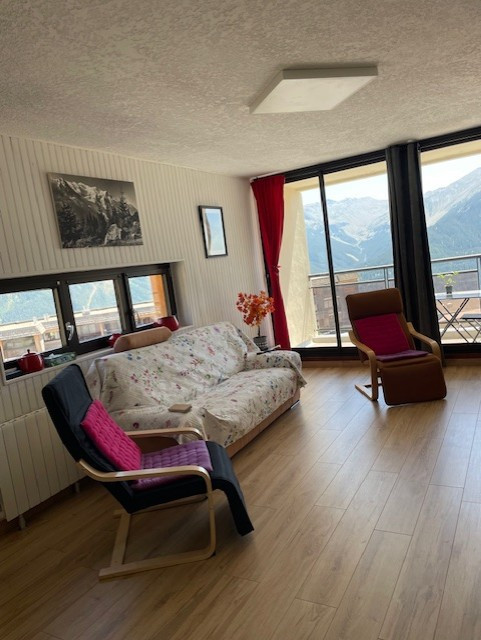 _lv_images__lot_0015200247_13_3302650