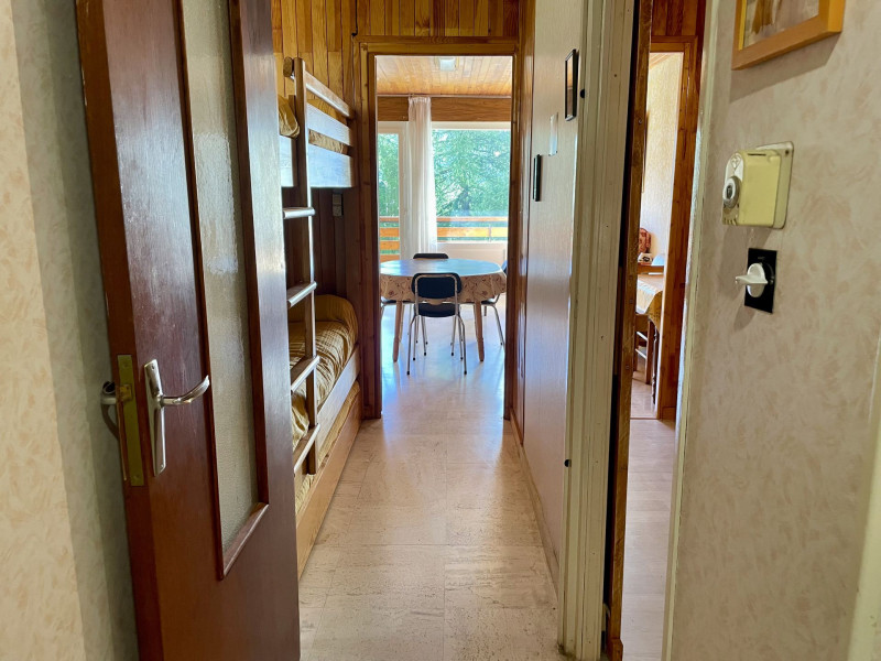 _lv_images__lot_0015200255_04_3467380